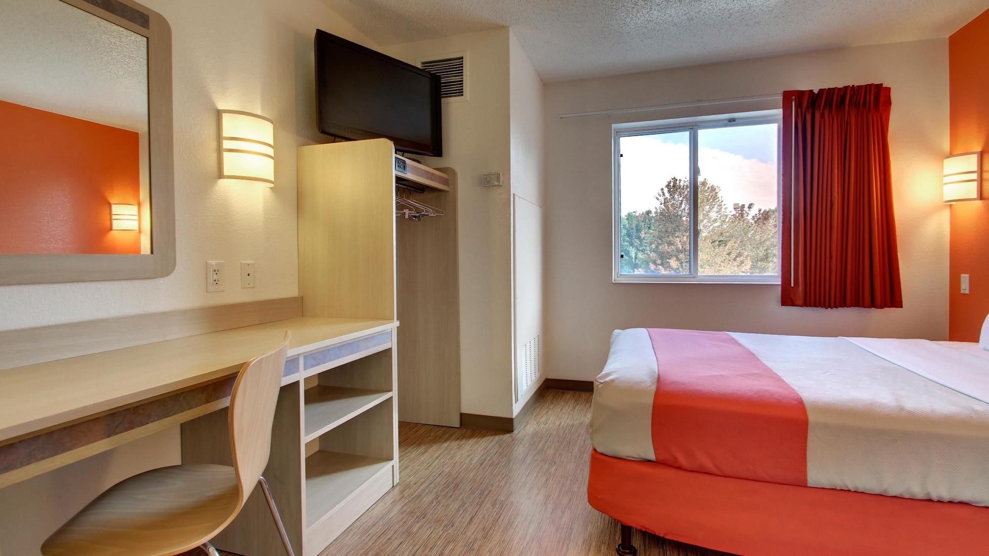 6-springfield, Il Hotel