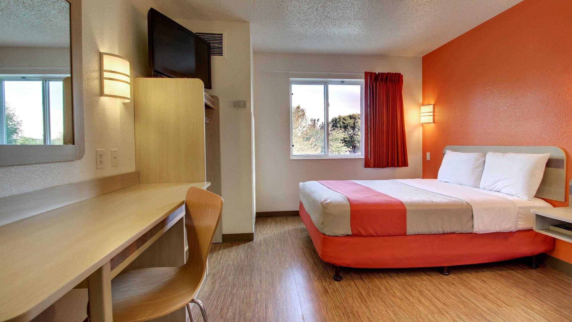 6-springfield, Il Hotel